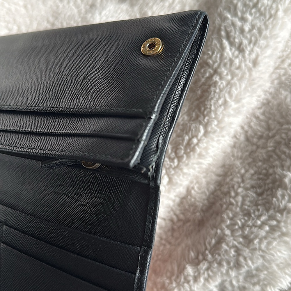Prada Black Leather Wallet with Bow Detail - Picture 12 of 12